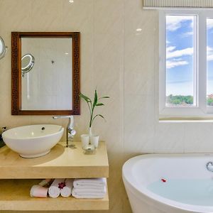 Deluxe Double or Twin Room Pool View